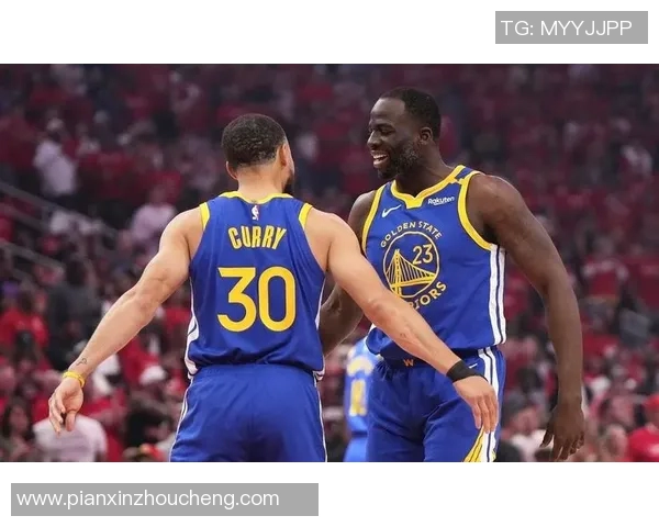 快船与勇士激战G6争夺季后赛晋级关键战役的精彩回顾与分析